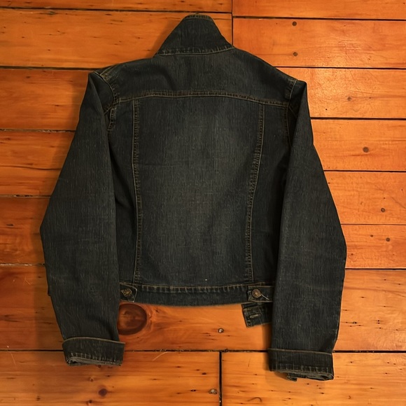 Size medium jean jacket. Fall, boho, denim. - Picture 6 of 8